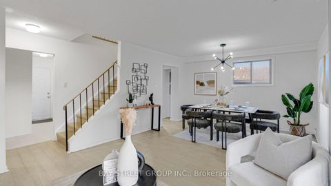 Photo 13 at 58 Yellow birchway, Hillcrest Village, Toronto