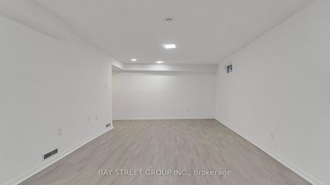 Photo 36 at 58 Yellow birchway, Hillcrest Village, Toronto