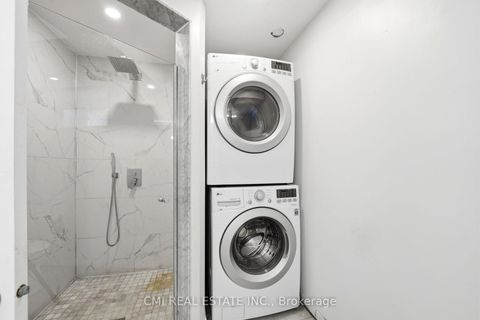 Photo 21 at 23 Logstone Crescent, Morningside, Toronto