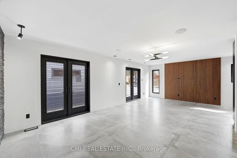 Photo 22 at 23 Logstone Crescent, Morningside, Toronto