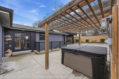 Photo 37 at 23 Logstone Crescent, Morningside, Toronto