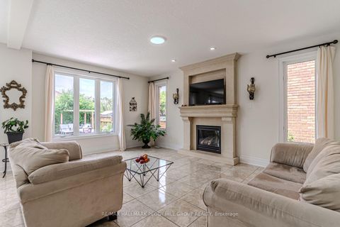 Photo 2 at 1746 Angus Street, Alcona, Innisfil