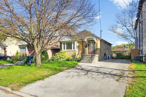 Photo 1 at 89 Burncrest Drive, Nortown, Toronto