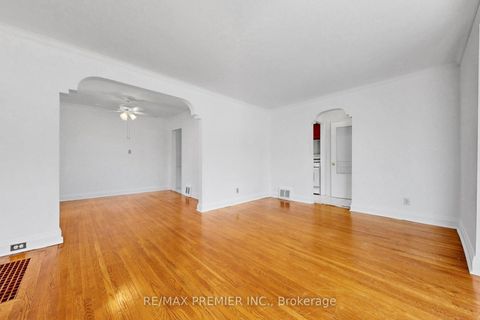Photo 8 at 89 Burncrest Drive, Nortown, Toronto