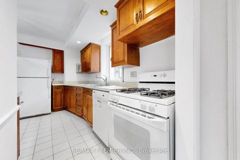 Photo 16 at 89 Burncrest Drive, Nortown, Toronto