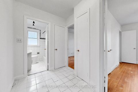 Photo 17 at 89 Burncrest Drive, Nortown, Toronto