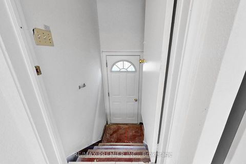 Photo 18 at 89 Burncrest Drive, Nortown, Toronto