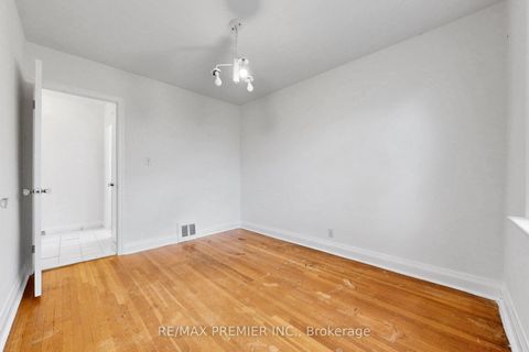 Photo 23 at 89 Burncrest Drive, Nortown, Toronto