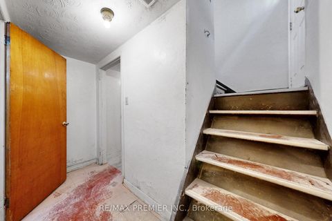 Photo 27 at 89 Burncrest Drive, Nortown, Toronto
