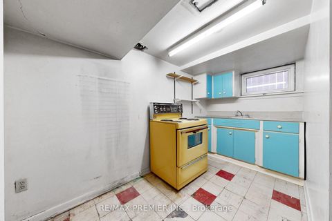 Photo 33 at 89 Burncrest Drive, Nortown, Toronto