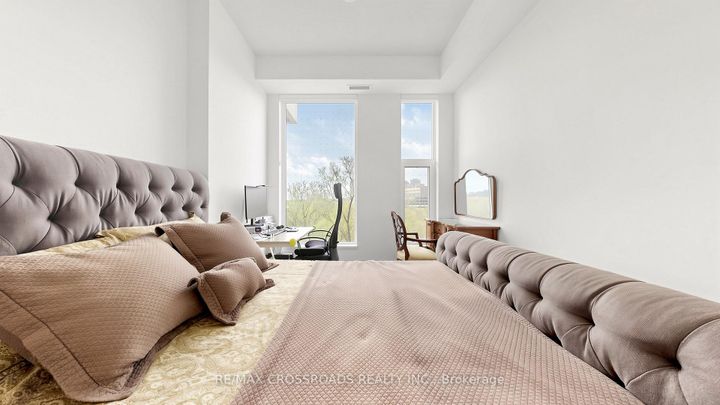 Photo 12 at 534 - 25 Adra Grado Way, Bayview Village, Toronto