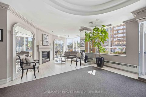 Photo 3 at 801 - 265 Ridley Boulevard, Nortown, Toronto