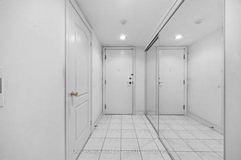 Photo 5 at 801 - 265 Ridley Boulevard, Nortown, Toronto