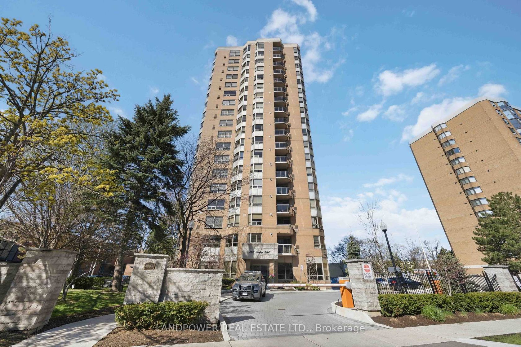 801 - 265 Ridley Boulevard, Nortown, Toronto photo number 2