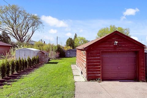 Photo 28 at 24 Braeburn Avenue, Humber Heights, Toronto
