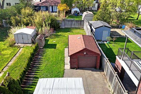 Photo 30 at 24 Braeburn Avenue, Humber Heights, Toronto