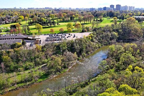 Photo 34 at 24 Braeburn Avenue, Humber Heights, Toronto
