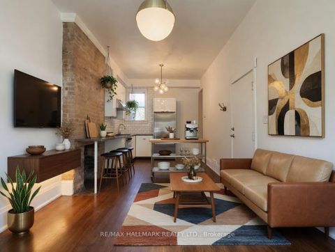 Photo 3 at 261 Ossington Avenue, Bellwoods, Toronto