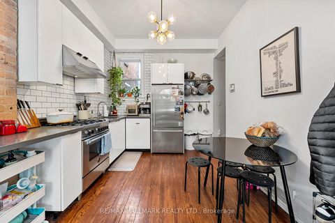 Photo 6 at 261 Ossington Avenue, Bellwoods, Toronto