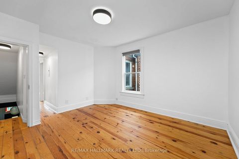 Photo 20 at 261 Ossington Avenue, Bellwoods, Toronto