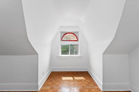 Photo 30 at 261 Ossington Avenue, Bellwoods, Toronto