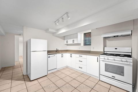 Photo 38 at 261 Ossington Avenue, Bellwoods, Toronto