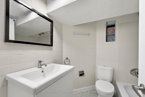 Photo 42 at 261 Ossington Avenue, Bellwoods, Toronto