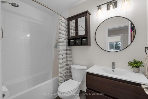 Photo 15 at 21 - 376 Blake Street, Codrington, Barrie