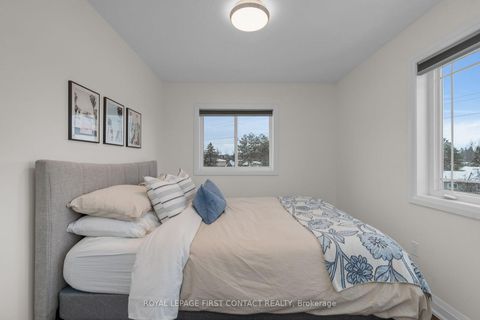 Photo 16 at 21 - 376 Blake Street, Codrington, Barrie