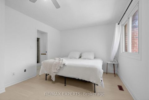 Photo 11 at 21 Maple Branch Path, The Westway, Toronto