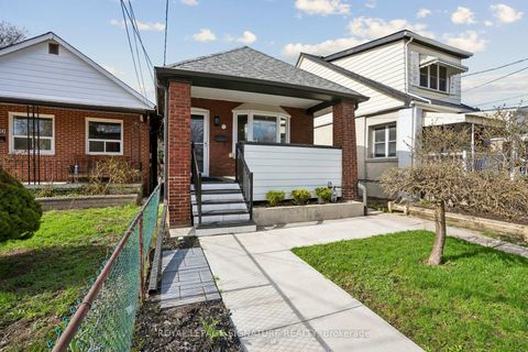 Photo 0 at 972 Cosburn Avenue, Lumsden, Toronto
