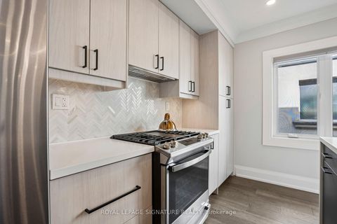 Photo 16 at 972 Cosburn Avenue, Lumsden, Toronto