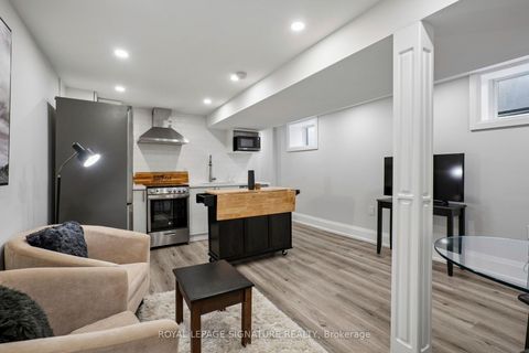 Photo 31 at 972 Cosburn Avenue, Lumsden, Toronto