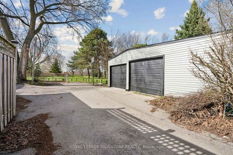 Photo 42 at 972 Cosburn Avenue, Lumsden, Toronto