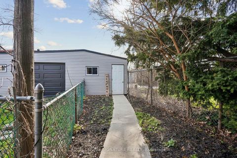 Photo 43 at 972 Cosburn Avenue, Lumsden, Toronto