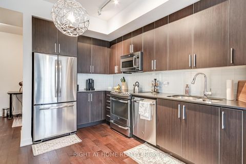 Photo 8 at 2710 - 2212 Lake Shore Boulevard W, Mimico, Toronto