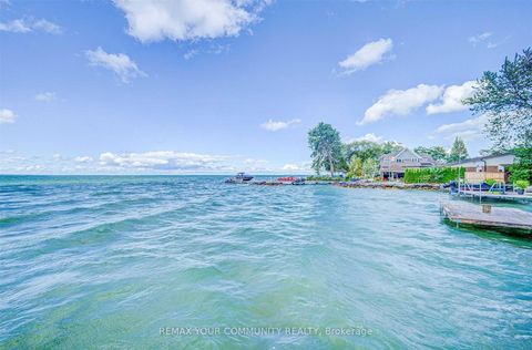 Photo 1 at 228 Lake Drive, Historic Lakeshore Communities, Georgina