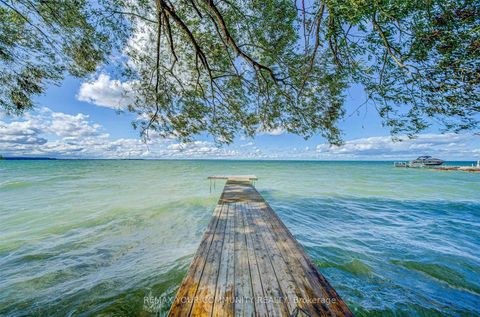 Photo 9 at 228 Lake Drive, Historic Lakeshore Communities, Georgina