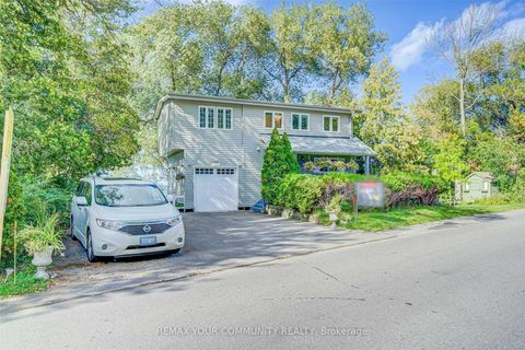 Photo 11 at 228 Lake Drive, Historic Lakeshore Communities, Georgina