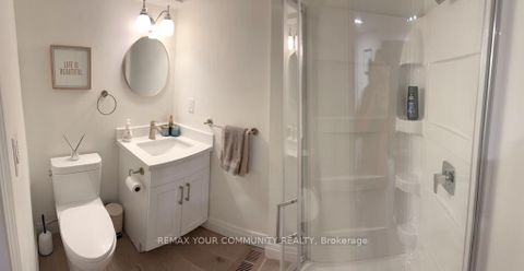 Photo 14 at 228 Lake Drive, Historic Lakeshore Communities, Georgina