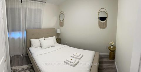 Photo 17 at 228 Lake Drive, Historic Lakeshore Communities, Georgina