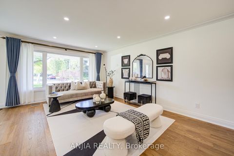 Photo 11 at 80 Southdale Drive, Bullock, Markham