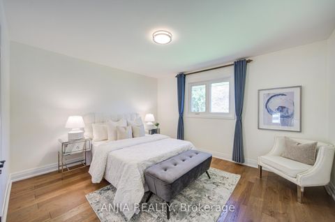 Photo 27 at 80 Southdale Drive, Bullock, Markham
