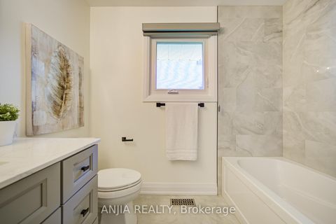 Photo 36 at 80 Southdale Drive, Bullock, Markham