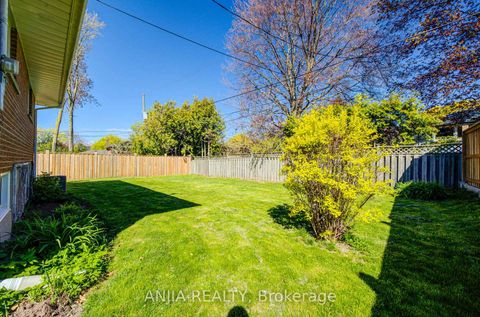 Photo 47 at 80 Southdale Drive, Bullock, Markham
