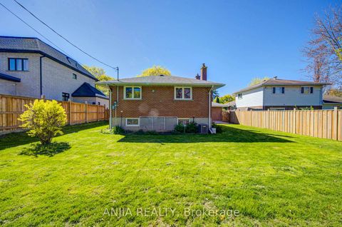 Photo 49 at 80 Southdale Drive, Bullock, Markham