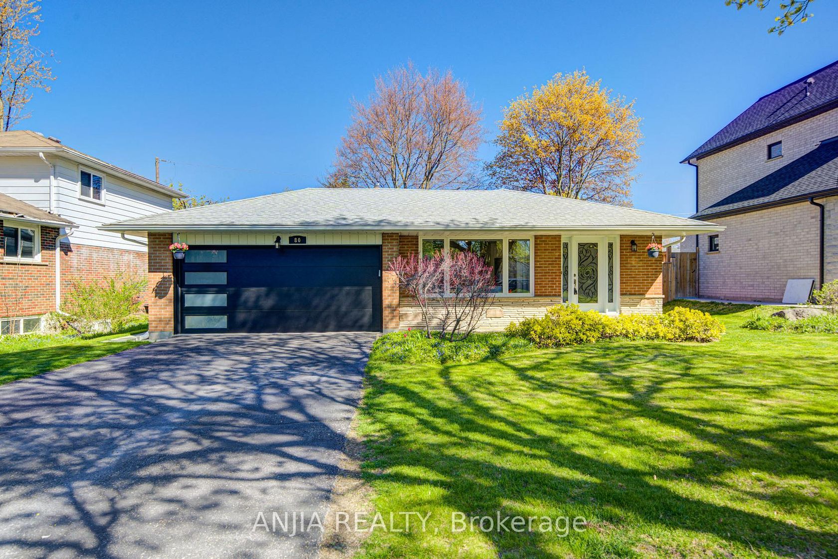 80 Southdale Drive, Bullock, Markham 