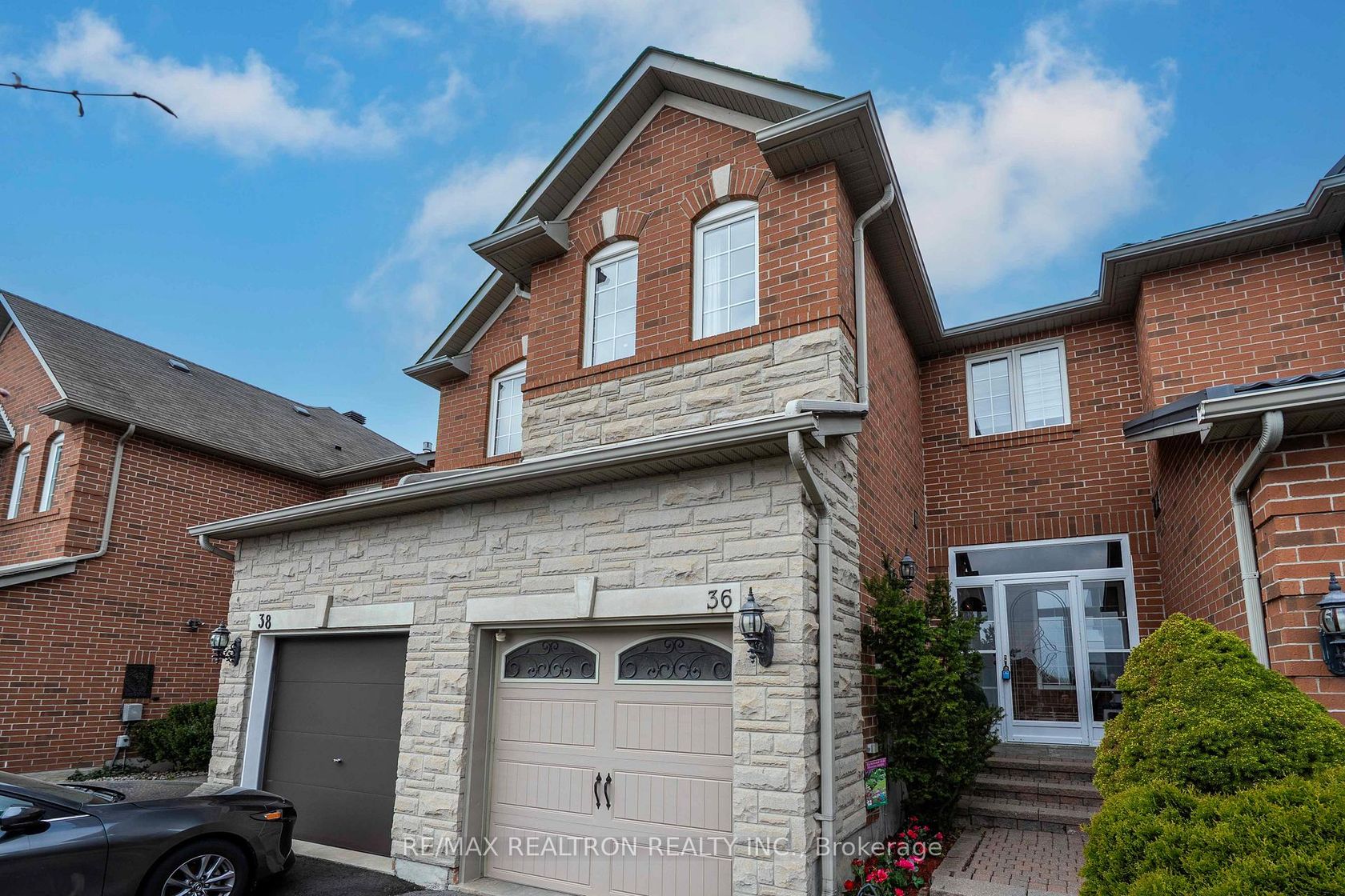 36 Edgemont Court, Westbrook, Richmond Hill 