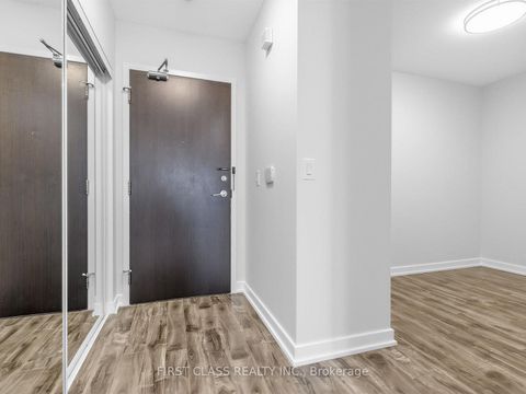 Photo 3 at 715 - 38 Dan Leckie Way, Waterfront Communities C1, Toronto
