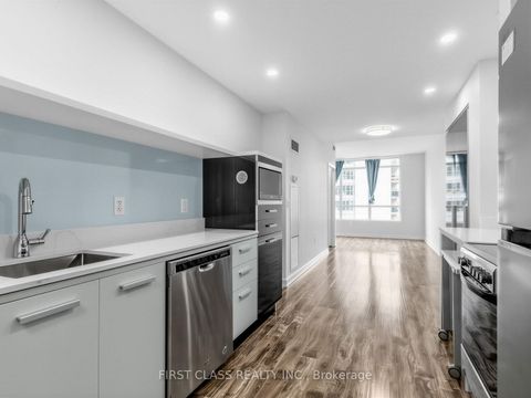 Photo 4 at 715 - 38 Dan Leckie Way, Waterfront Communities C1, Toronto